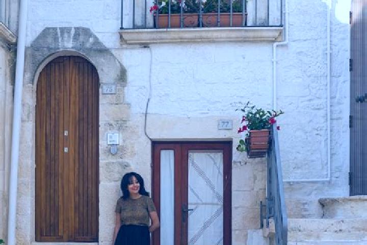 Evelyn, 23 — Escort in Villa San Filippo, Italy