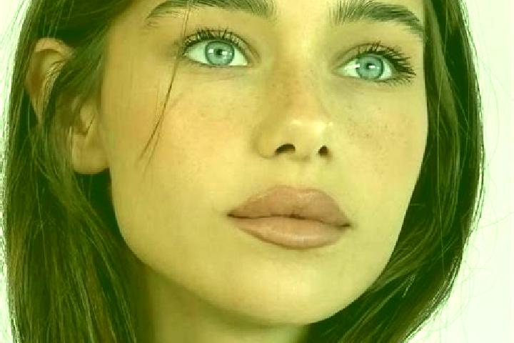 Evelyn, 24, a auburn brown-eyed caucasian companion based in Roscoe. Offering A-Level, Dinner Date, Travel Companion. Available for incall and outcall, day a...