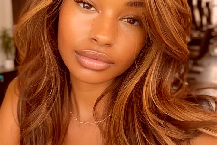 Evelyn, 24, a dark blonde brown-eyed latina companion based in Hyllinge. Offering OWO, 69, Tantra, A-Level. Available for incall and outcall, overnight booki...