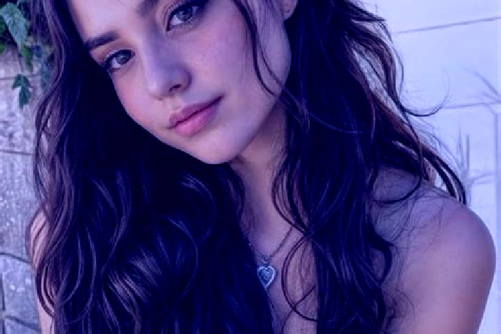 Evelyn, 24, a dark blonde hazel-eyed latina companion based in Zhaoren. Offering GFE, OWO, Party Girl, Travel Companion. Available for incall and outcall, da...