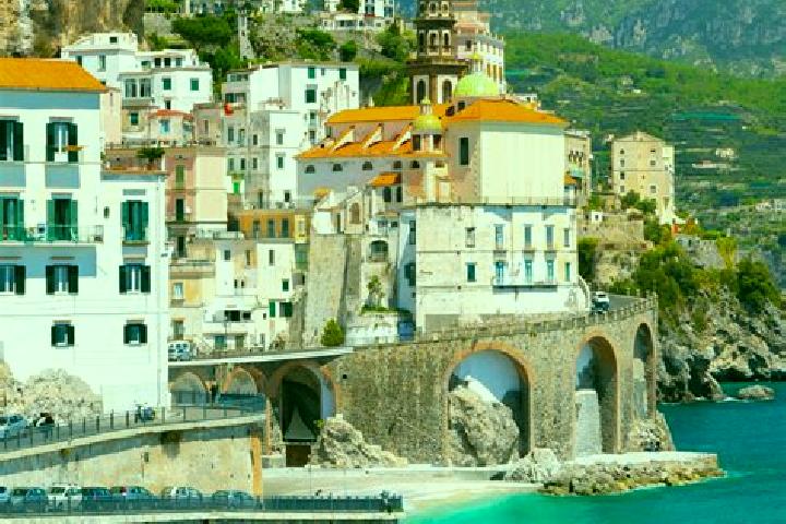Evelyn, 24 — Escort in Castelguglielmo, Italy
