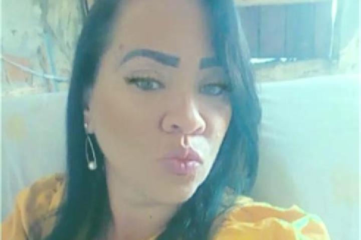 Evelyn, 24 — Escort in Madre de Deus, Brazil