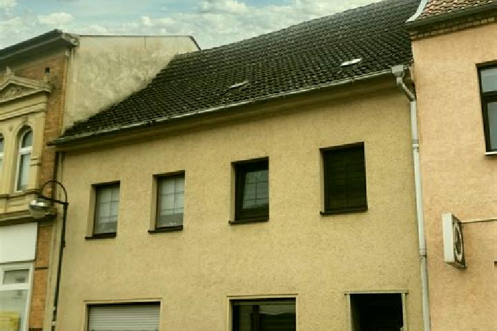 Evelyn, 24 — Escort in Schildau, Germany