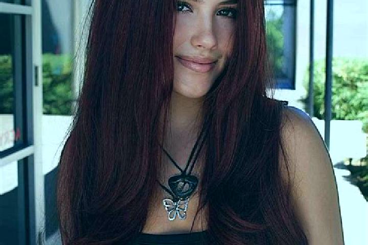 Evelyn, 25, a auburn dark-eyed asian companion based in Nahuala. Offering Striptease, A-Level, Domination. Available for incall and outcall, overnight bookin...