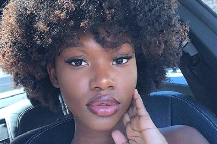 Evelyn, 25, a black brown-eyed ebony companion based in Riangwale. Offering A-Level, Travel Companion, Party Girl. Available for incall and outcall, day and ...