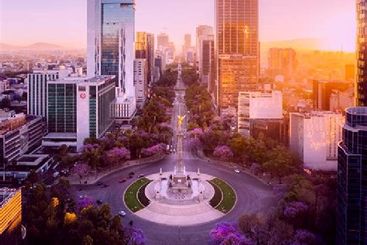 Evelyn, 25 — Escort in Huhi, Mexico