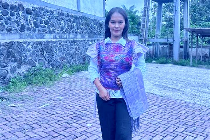 Evelyn, 25 — Escort in Oransbari, Indonesia