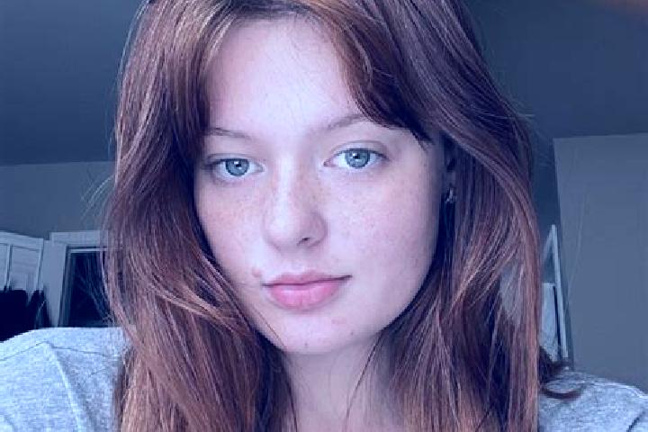 Evelyn, 26, a auburn amber-eyed slavic companion based in Beauly. Offering Deep French Kissing, Travel Companion, Fetish. Available for incall and outcall, d...