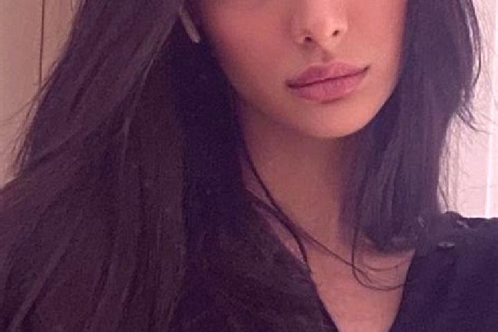 Evelyn, 26, a black dark-eyed middle eastern companion based in Ugine. Offering Roleplay, Overnight, BDSM, Travel Companion, OWO. Available for incall and ou...