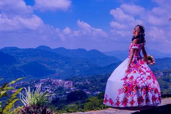 Evelyn, 26, a blonde dark-eyed indian companion based in Tepehuacan de Guerrero. Offering Dinner Date, Tantra, Overnight. Available for incall and outcall, d...