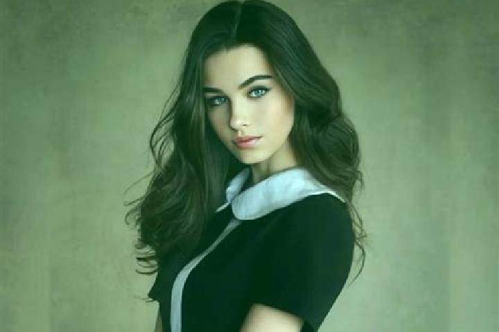 Evelyn, 26, a brunette amber-eyed slavic companion based in Currais Novos. Offering Massage, Travel Companion, Domination. Available for incall and outcall, ...