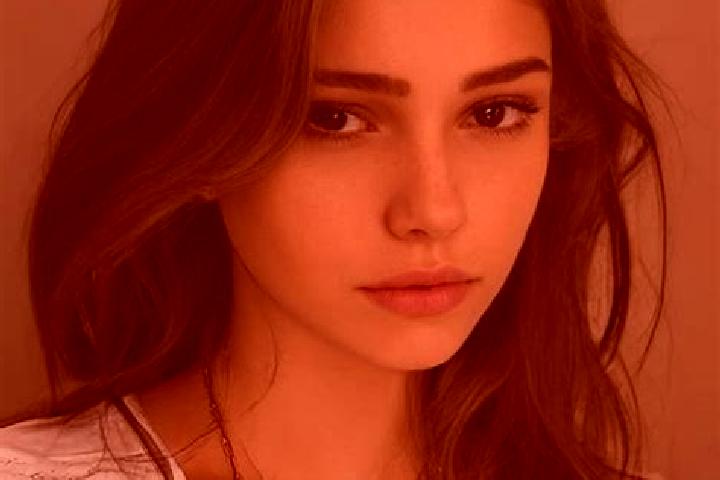 Evelyn, 26, a chestnut hazel-eyed slavic companion based in Santa Maria Quelites. Offering OWO, Overnight, Fetish. Available for incall and outcall, day and ...