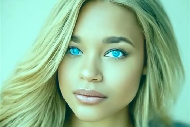 Evelyn, 26, a dark blonde blue-eyed latina companion based in Coralici. Offering Erotic Massage, Girlfriend Experience, OWO, Prostate Massage. Available for ...