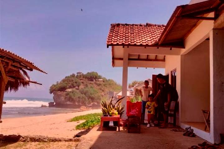 Evelyn, 26 — Escort in Kebonsari Kidul, Indonesia