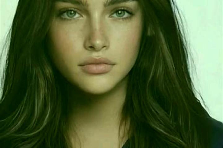Evelyn, 27, a brunette blue-eyed middle eastern companion based in Rybalskyi Ostriv. Offering Massage, Fetish, Overnight, Girlfriend Experience. Available fo...