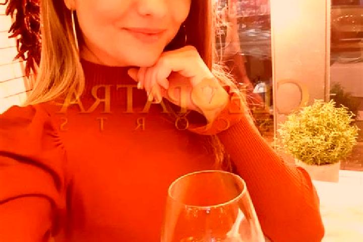 Evelyn, 27, a red dark-eyed caucasian companion based in Caohe. Offering Overnight, Domination, Striptease, GFE. Available for incall and outcall, day and ev...