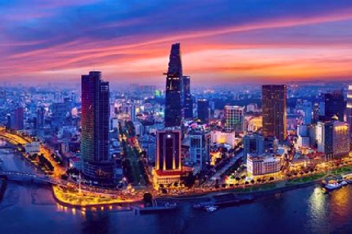 Evelyn, 27 — Escort in Cho Gao, Vietnam
