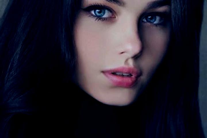 Evelyn, 28, a brunette green-eyed slavic companion based in Mulot. Offering 69, Duos, OWO, Party Girl, GFE. Available for incall and outcall, day and evening...