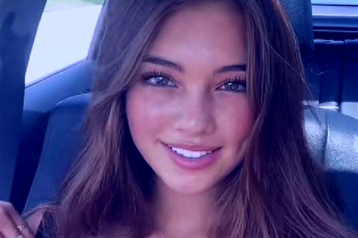 Evelyn, 28, a brunette grey-eyed mixed companion based in Dorfen. Offering Girlfriend Experience, GFE, CIM. Available for incall and outcall, overnight booki...