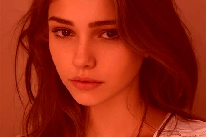 Evelyn, 28, a chestnut grey-eyed slavic companion based in Buriti Alegre. Offering A-Level, Striptease, Party Girl, Travel Companion. Available for incall an...