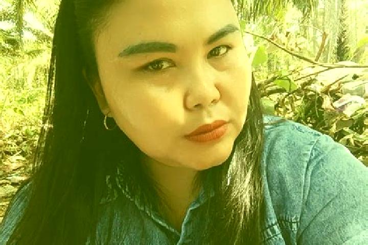 Evelyn, 28 — Escort in Tais, Indonesia