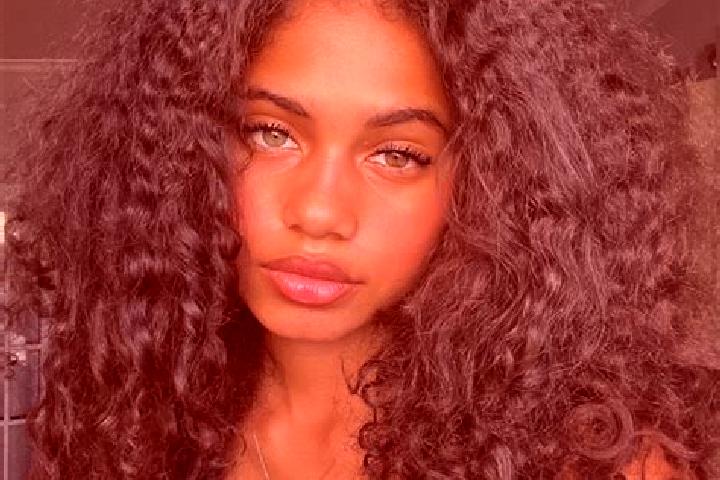 Evelyn, 29, a auburn blue-eyed ebony companion based in Tyusha. Offering Travel Companion, Domination, Prostate Massage, Duos. Available for incall and outca...
