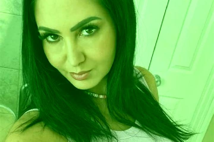 Evelyn, 29, a red dark-eyed slavic companion based in Frelinghien. Offering Striptease, Duos, Deep French Kissing, Overnight, A-Level. Available for incall a...