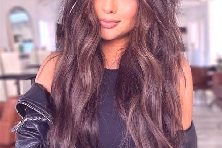 Evelyn, 30, a brunette dark-eyed asian companion based in Sobinka. Offering Duos, Fetish. Available for incall and outcall, overnight bookings available.