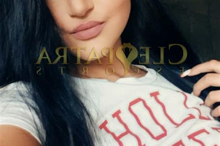 Evelyn, 31, a black grey-eyed slavic companion based in Rapoltu Mare. Offering GFE, A-Level, OWO, Tantra, Dinner Date. Available for incall and outcall, day ...