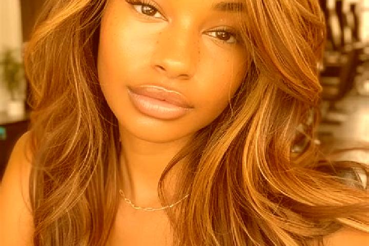 Evelyn, 31, a dark blonde hazel-eyed mixed companion based in Five Corners. Offering Girlfriend Experience, 69. Available for incall and outcall, day and eve...