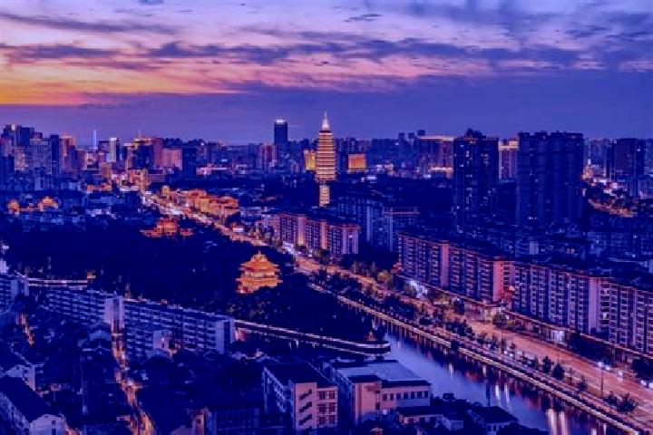 Evelyn, 31 — Escort in Zhongyang, China