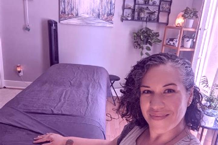 Evelyn, 32, a auburn brown-eyed indian companion based in Prunay-le-Gillon. Offering Travel Companion, CIM, Massage. Available for incall and outcall, overni...