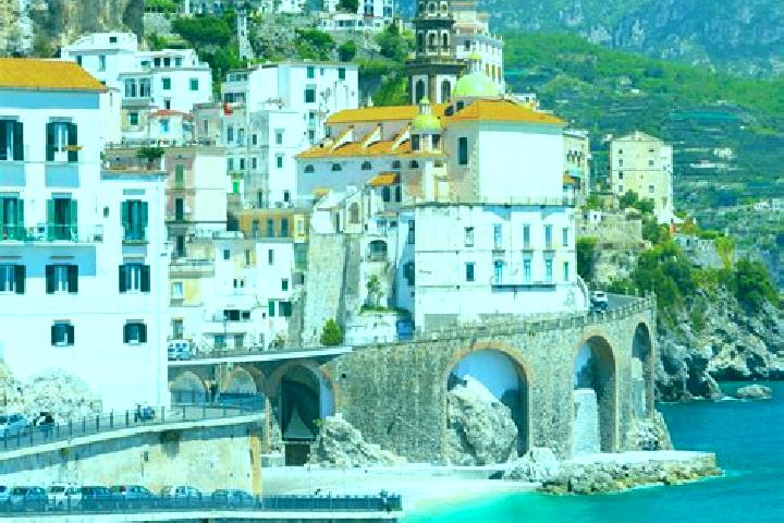 Evelyn, 32 — Escort in Casaluce, Italy