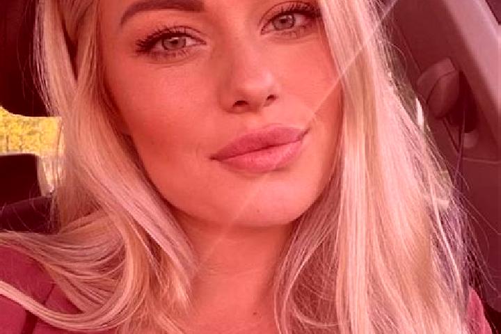 Evelyn, 33, a blonde hazel-eyed indian companion based in Alpharetta. Offering Party Girl, Domination, Roleplay, Duos. Available for incall and outcall, over...