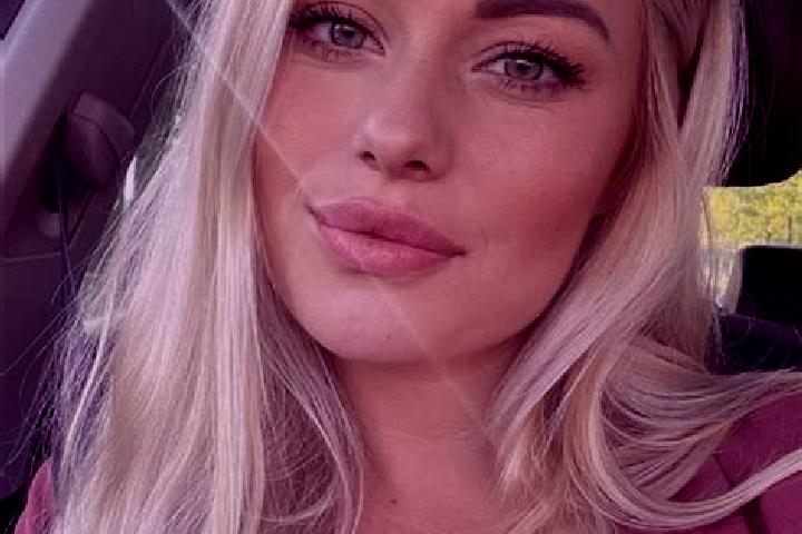 Evelyn, 33, a blonde hazel-eyed slavic companion based in Pazaryolu. Offering GFE, Tantra, BDSM. Available for incall and outcall, overnight bookings available.