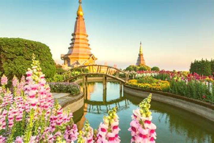 Evelyn, 33 — Escort in Bang Saphan Noi, Thailand