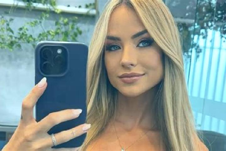 Evelyn, 33 — Escort in Martins Additions, United States