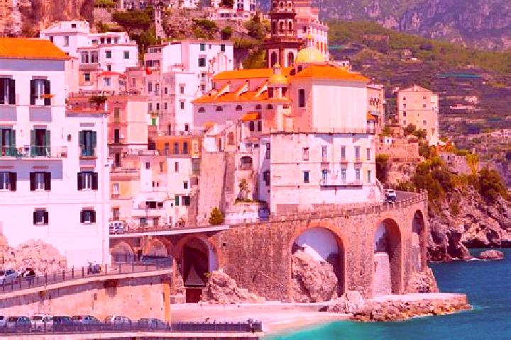Evelyn, 33 — Escort in Pedali, Italy