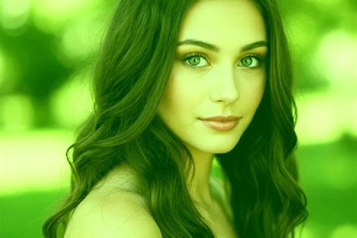 Evelyn, 34, a brunette hazel-eyed caucasian companion based in Calcahualco. Offering OWO. Available for incall and outcall, day and evening dates.