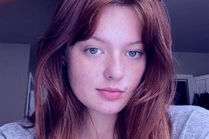 Evelyn, 34, a red grey-eyed mixed companion based in Audorf. Offering Striptease, Couples, BDSM, Travel Companion. Available for incall and outcall, day and ...