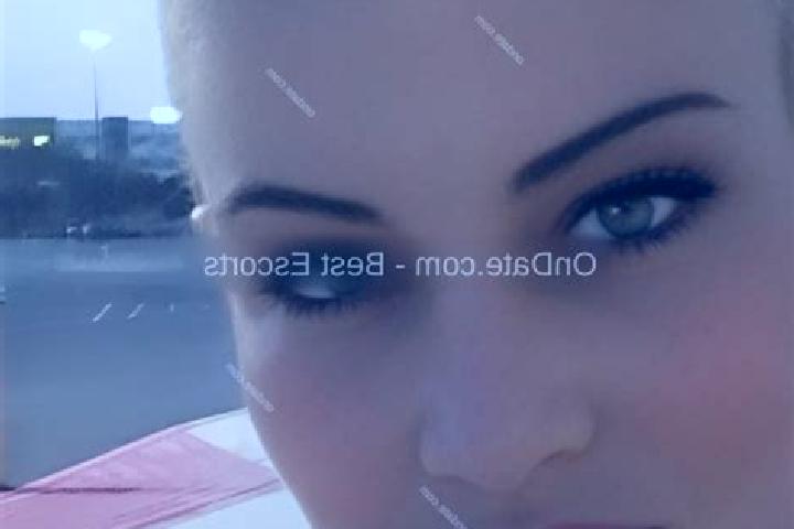 Evelyn, 34 — Escort in Dalzell, United States