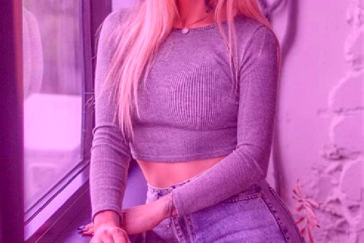 Evelyn, 34 — Escort in Novoyelyzavetivka, Ukraine