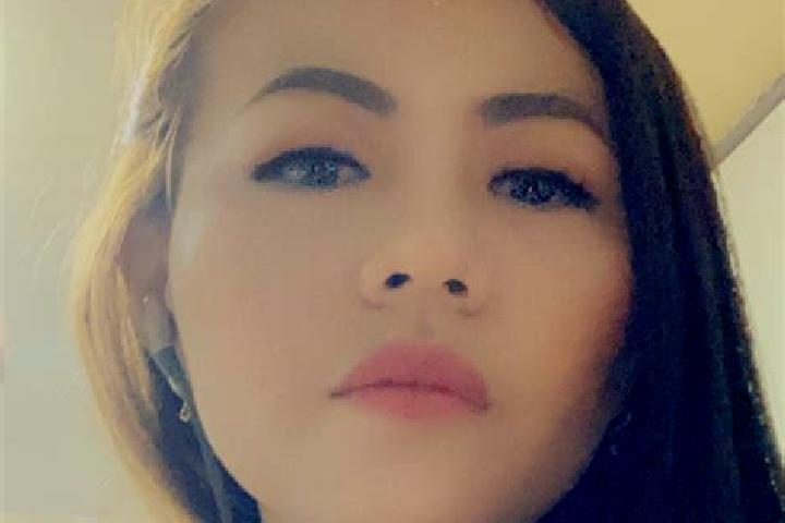 Evelyn, 34 — Escort in Pamanukan, Indonesia