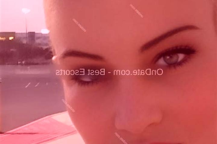 Evelyn, 34 — Escort in Xidajie, China