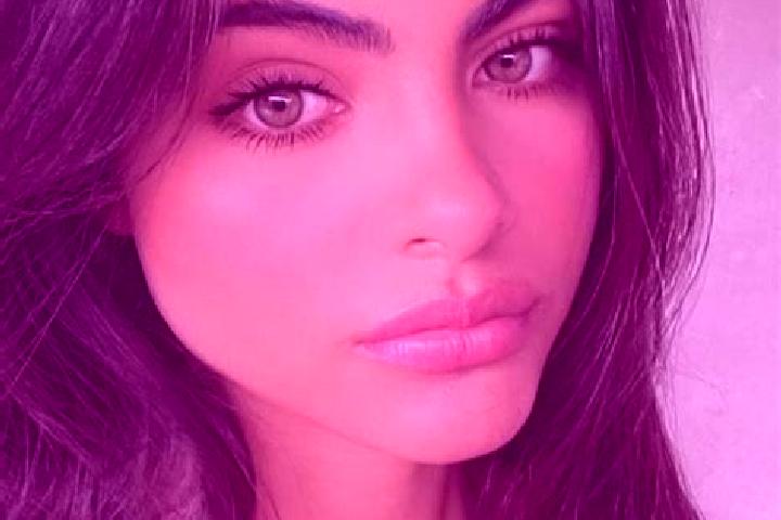 Evelyn, 35, a brunette dark-eyed indian companion based in Hacienda Huancane. Offering CIM, Deep French Kissing, Striptease. Available for incall and outcall...