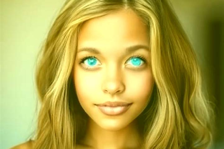 Evelyn, 35, a chestnut blue-eyed mixed companion based in Jalcocotan. Offering Domination, Duos, 69. Available for incall and outcall, day and evening dates.
