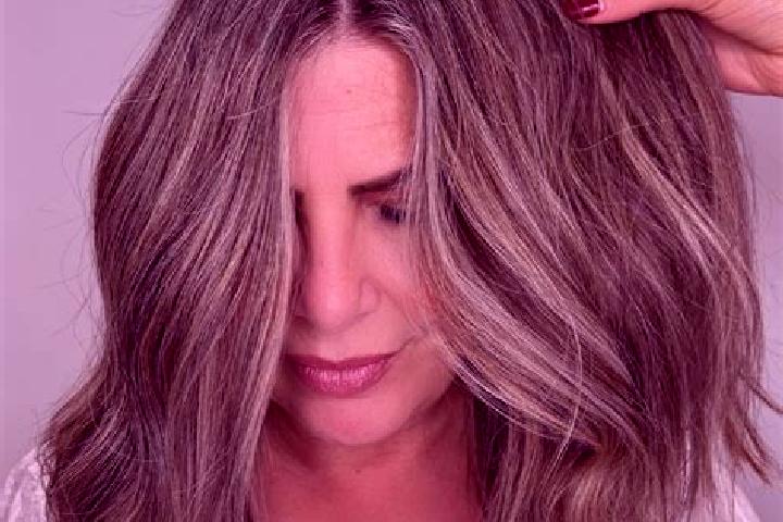 Evelyn, 35, a dark blonde grey-eyed caucasian companion based in Brebeni. Offering Domination, Erotic Massage, Deep French Kissing. Available for incall and ...