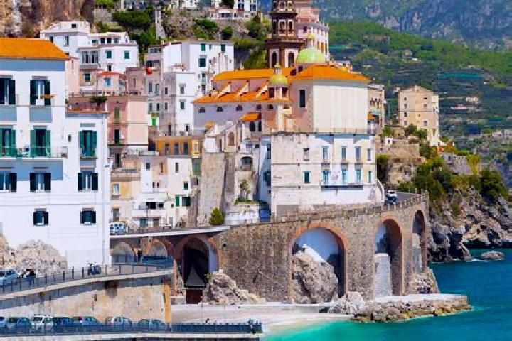 Evelyn, 35 — Escort in Sant Angelo, Italy