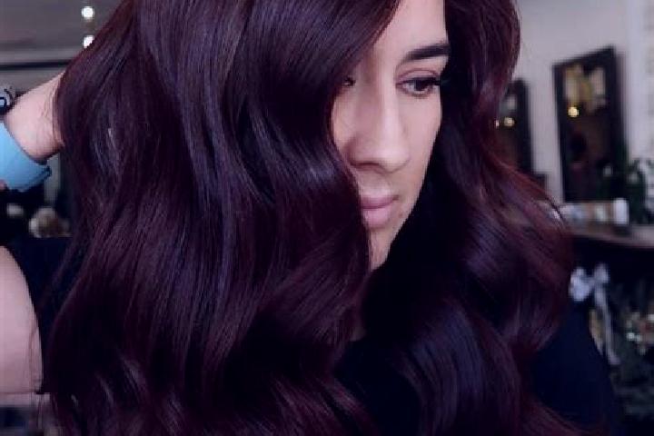 Evelyn, 36, a auburn dark-eyed latina companion based in Handsworth. Offering Erotic Massage, Striptease, Massage. Available for incall and outcall, overnigh...
