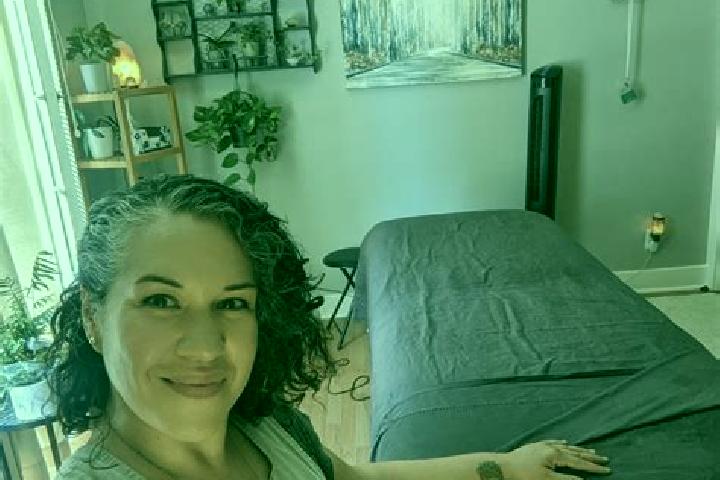 Evelyn, 36, a black grey-eyed latina companion based in Ao Luek. Offering Party Girl, Tantra, CIM. Available for incall and outcall, day and evening dates.